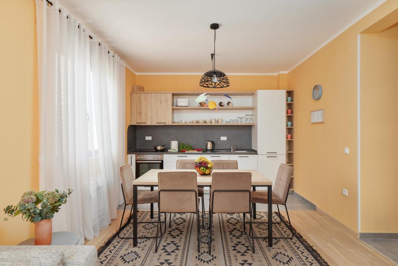 Premium-Designed Apartments Tivat Exterior foto