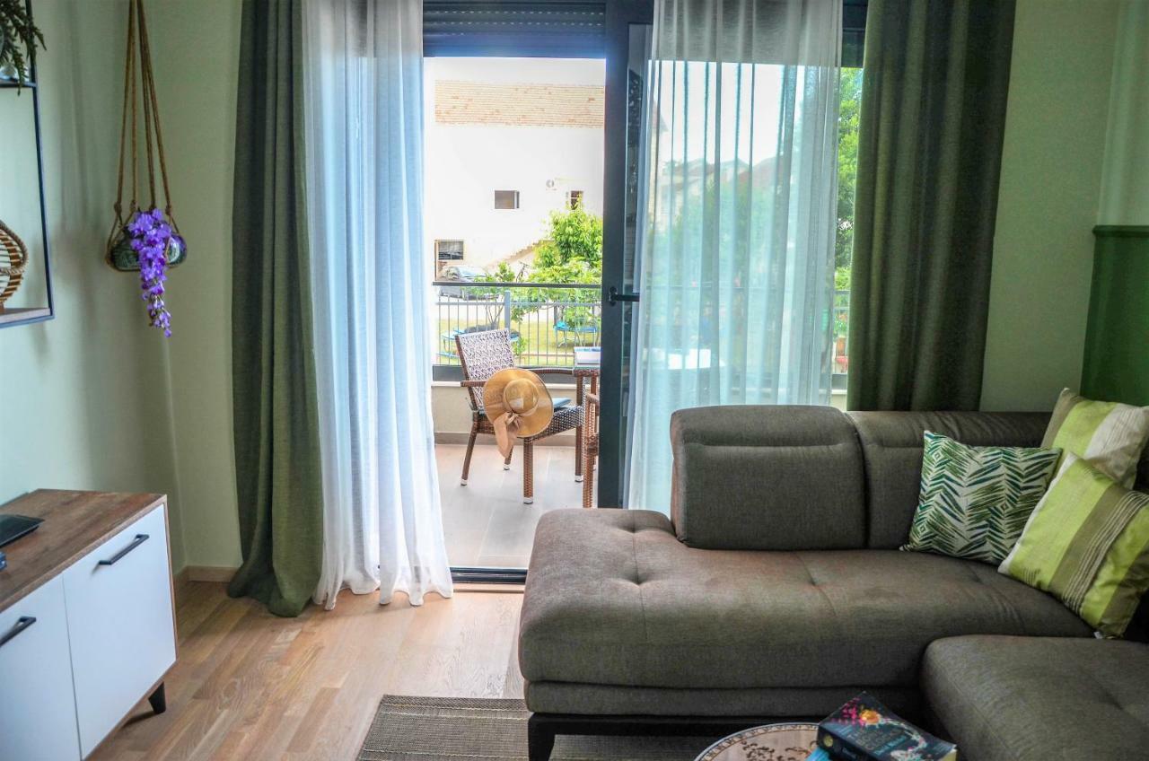 Premium-Designed Apartments Tivat Exterior foto